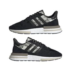Trainers Adidas Originals ZX 500 RM Core -Buffalo Winkel adidas bd7924 11 footwear photography mirrored pair view white