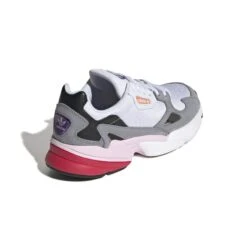 Damestrainers Adidas Originals Falcon -Buffalo Winkel adidas cg6214 7 footwear photography back lateral top view white