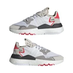 Kindertrainers Adidas Originals Nite Jogger -Buffalo Winkel adidas g28044 11 footwear photography mirrored pair view white