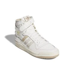 Trainers Adidas Originals Forum 84 Hi -Buffalo Winkel adidas gw1905 6 footwear photography front lateral top view white