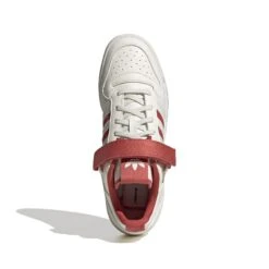 Trainers Adidas Originals Forum Low -Buffalo Winkel adidas gw2043 3 footwear photography top portrait view white