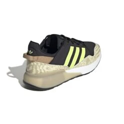 Trainers Adidas Originals Zx 2K Boost -Buffalo Winkel adidas gw3516 7 footwear photography back lateral top view white