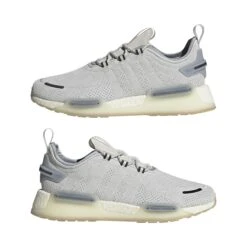Trainers Adidas Originals Nmd_R1 V3 -Buffalo Winkel adidas gx2090 10 footwear photography mirrored pair view white