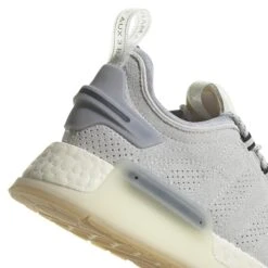 Trainers Adidas Originals Nmd_R1 V3 -Buffalo Winkel adidas gx2090 9 footwear photography detail view 2 white