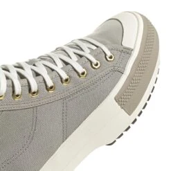 Damestrainers Adidas Originals Nizza -Buffalo Winkel adidas gy9539 8 footwear photography detail view 1 white