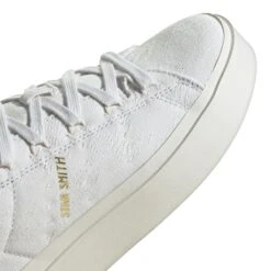 Damestrainers Adidas Originals Stan Smith Bonega -Buffalo Winkel adidas gz4308 8 footwear photography detail view 1 white