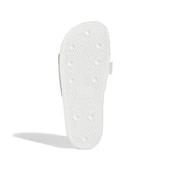Vrouwenslippers Adidas Originals Pouchylette -Buffalo Winkel adidas gz4329 4 footwear photography bottom view white